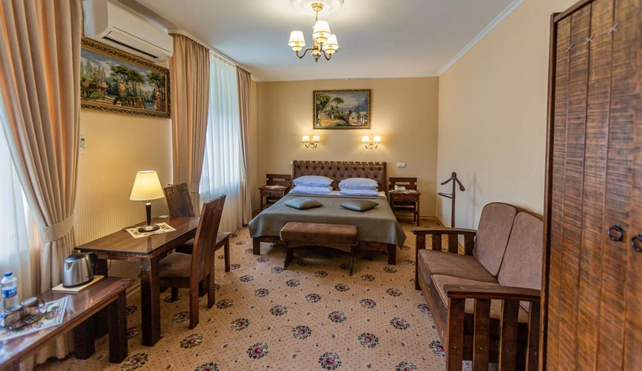 Premier Hotel Palazzo Πολτάβα Εξωτερικό φωτογραφία