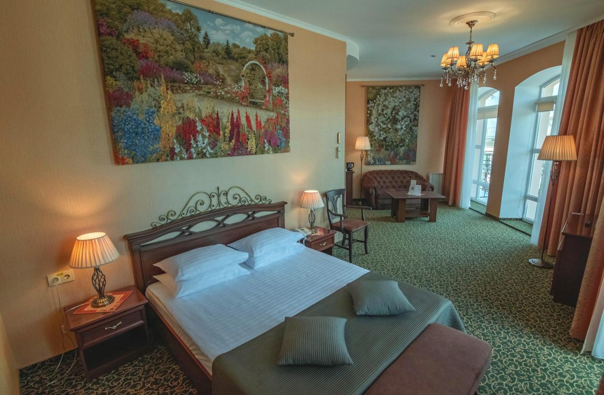 Premier Hotel Palazzo Πολτάβα Εξωτερικό φωτογραφία