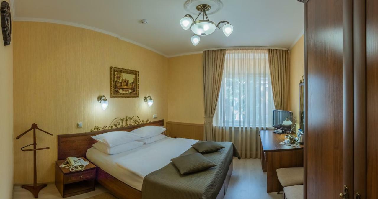 Premier Hotel Palazzo Πολτάβα Δωμάτιο φωτογραφία